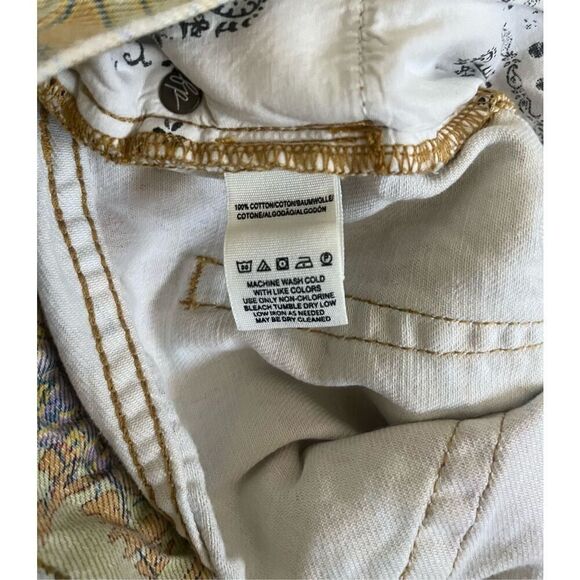 Free People Alani Banana Floral Printed Cutoff Shorts - Picture 6 of 7